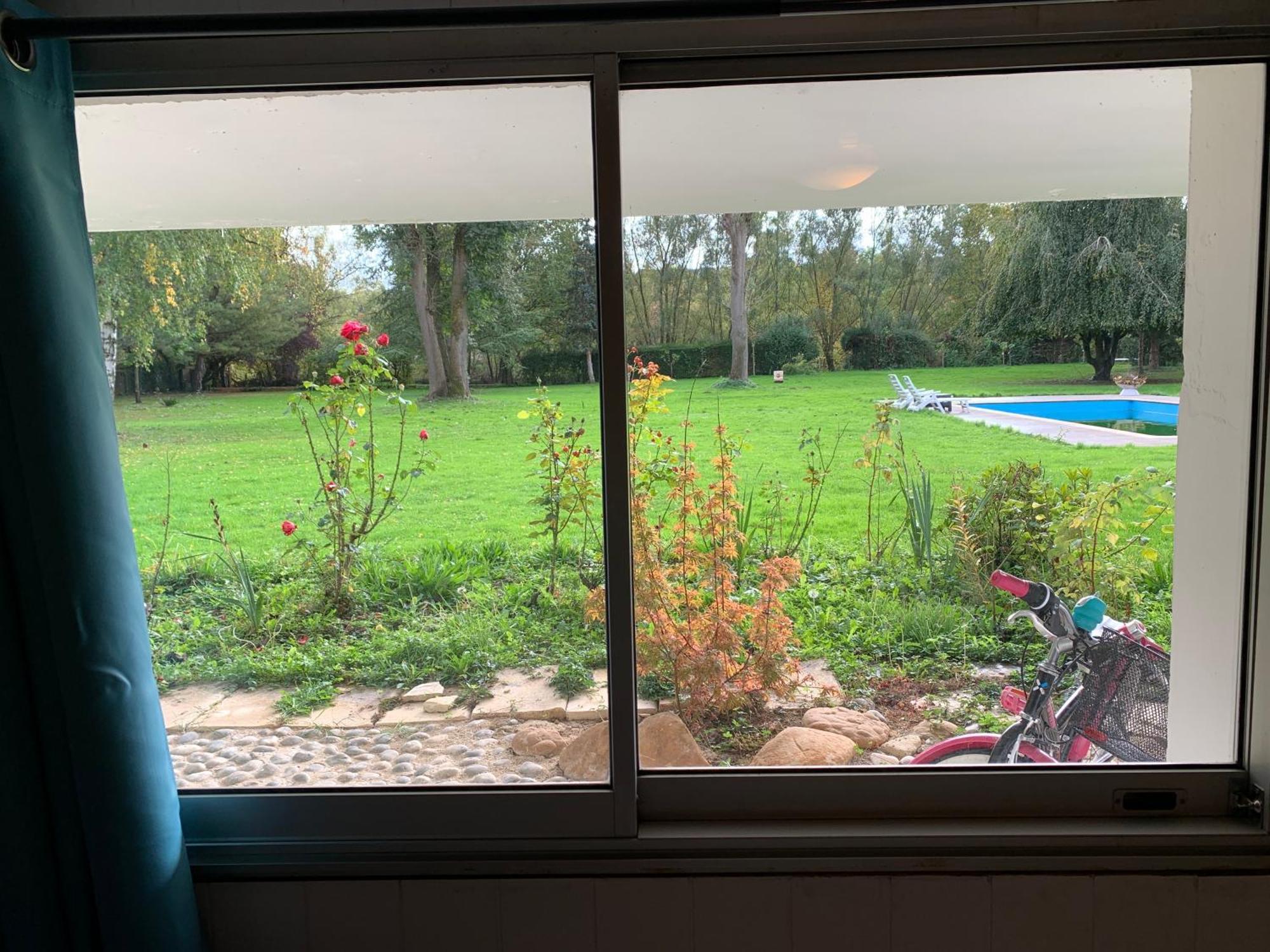 Appartement Familial Au Bord De La Marne, Jardin 8000M2, Piscine, Court De Tennis, Terrasse, Parking Gratuit Proche Disneyland Isles-lès-Villenoy Exterior foto