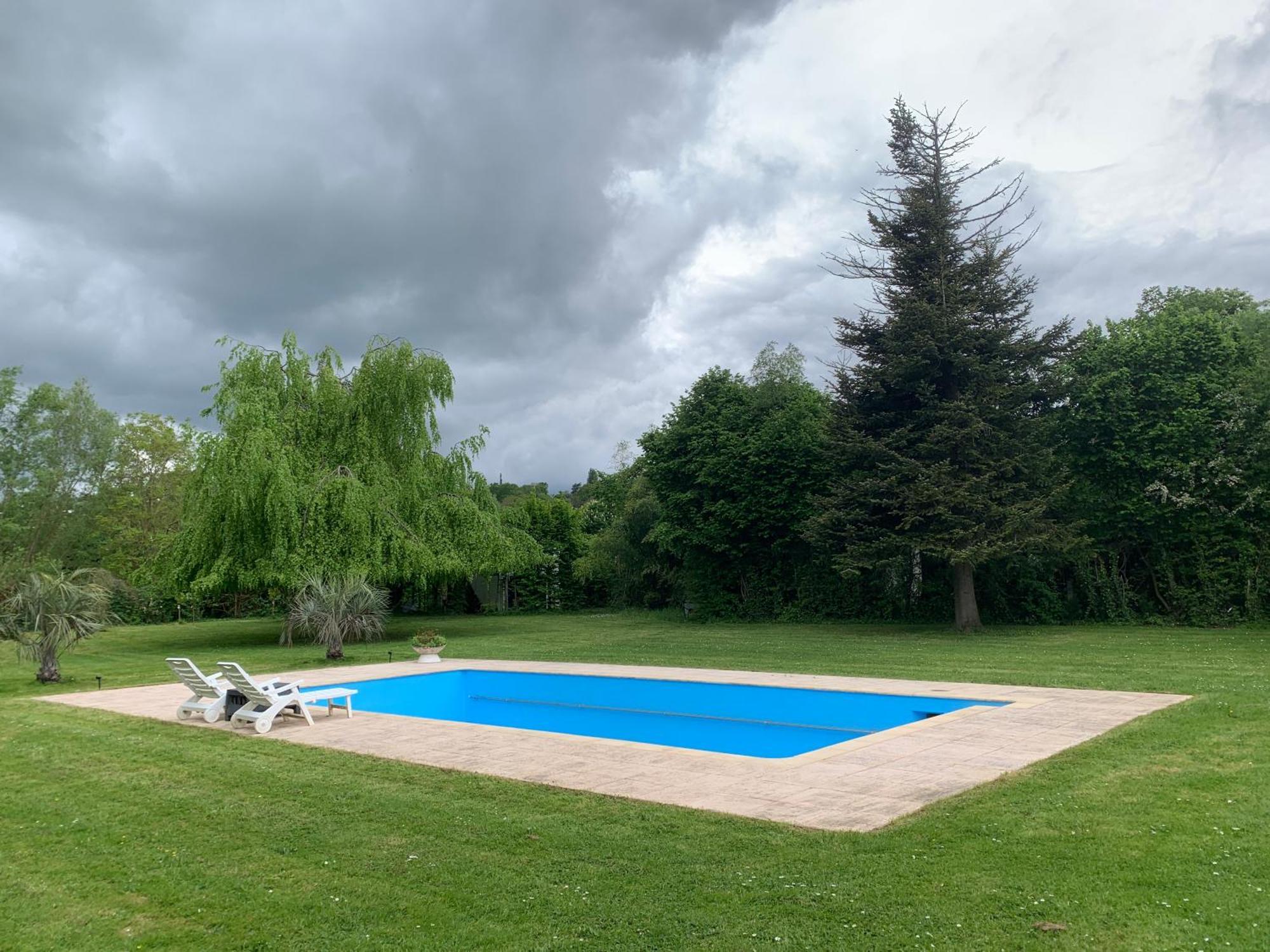 Appartement Familial Au Bord De La Marne, Jardin 8000M2, Piscine, Court De Tennis, Terrasse, Parking Gratuit Proche Disneyland Isles-lès-Villenoy Exterior foto